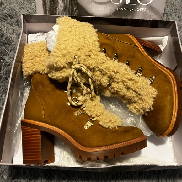 JLO JENNIFER LOPEZ Gallyana Bootie - Picture 10 of 11